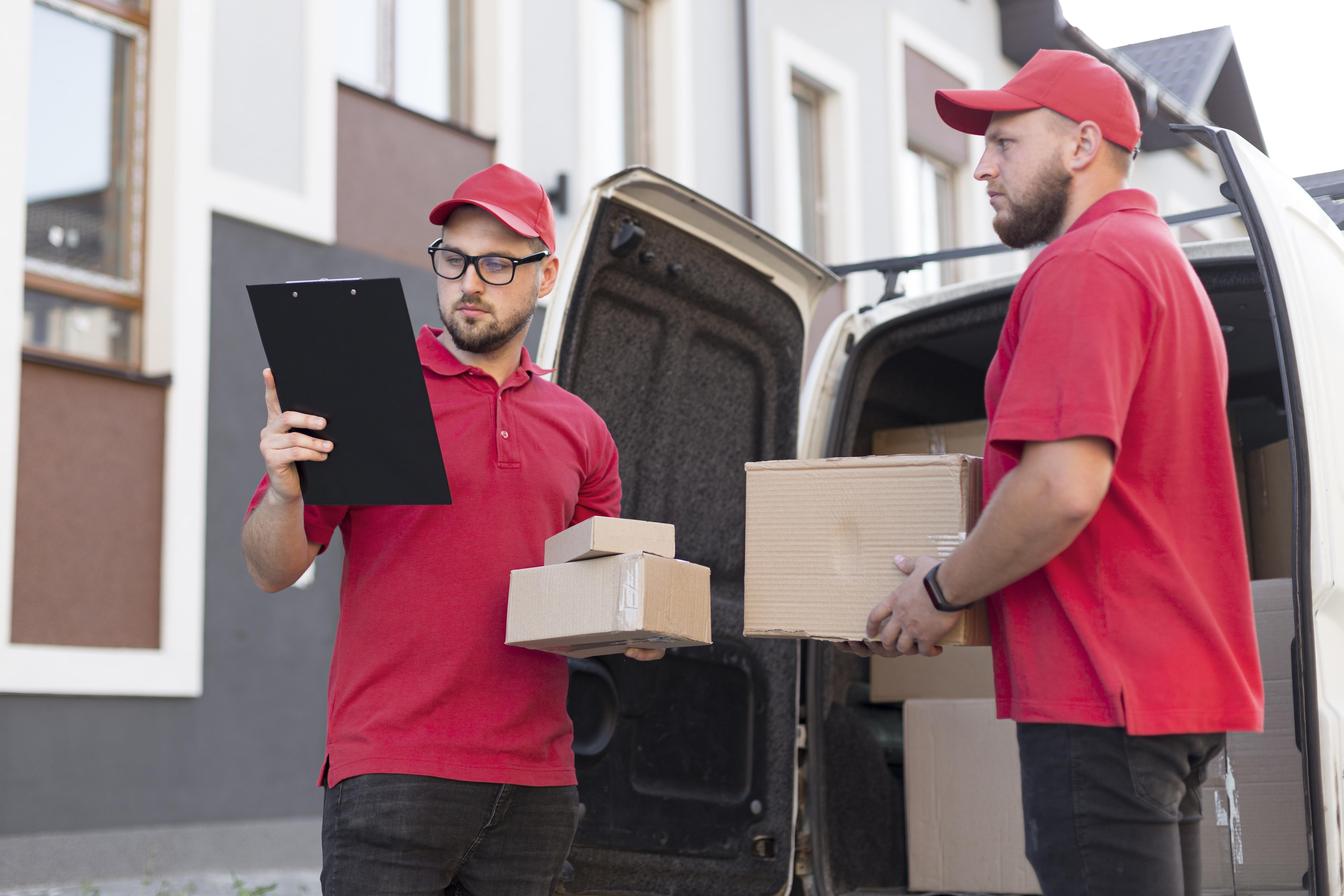 Everything You Need to Know About Moving and Storage Services in Dubai img