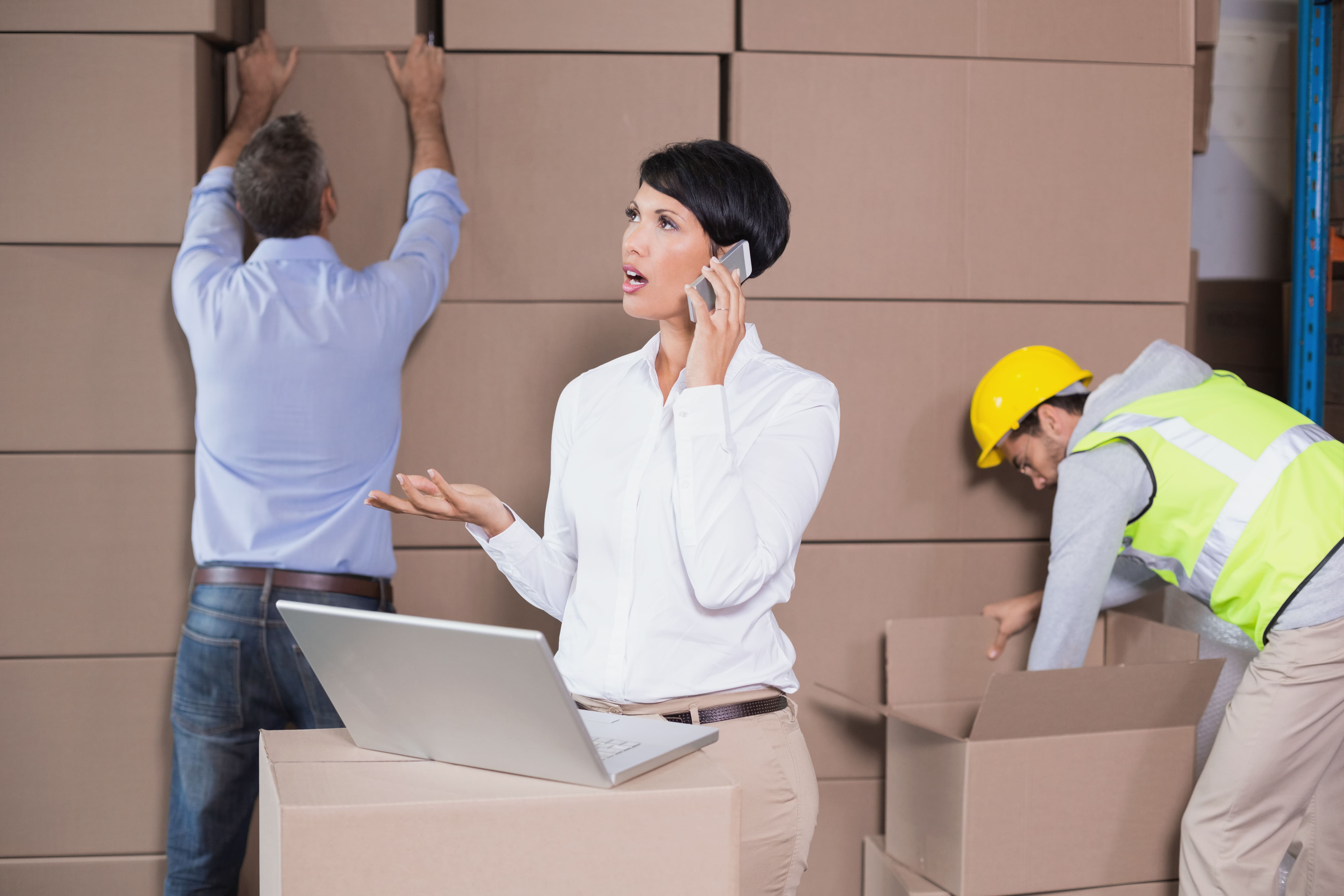 Why Choose Professional Packing and Storage Over DIY?